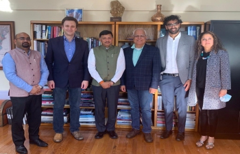 Consul General Amb Dr. T.V. Nagendra Prasad was pleased to interact with Mr. Andrei Cherny, CEO/Founder, Aspirations, Mr. Neville Taraporewalla of Brand Capital, Times Group & Team on 'Aspirations' interest in Indian market to provide Sustainability as a Service. Such efforts would help keep our planet cleaner, greener and healthier for all.